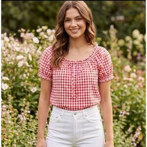 Belle Pogue size L seersucker checked puff sleeve top. Country farm life.